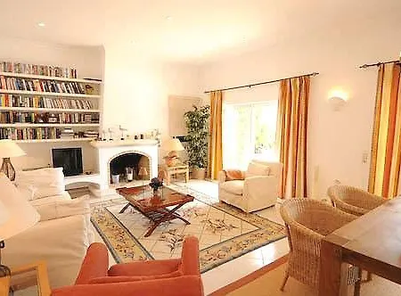 Sleeps 6 With Pool Air Con And Wifi Villa *